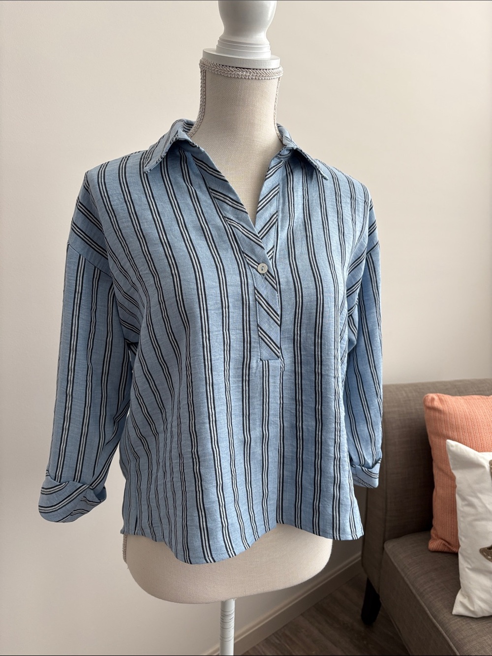 NWT Light Blue Striped Button-Front Women's Collared Pullover Top Size S